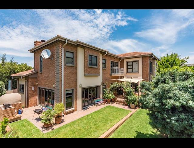 4 BEDROOM HOUSE FOR SALE IN MIDLANDS ESTATE